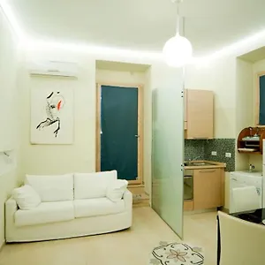 Silenzioso Monolocale In Zona Parioli Appartamento