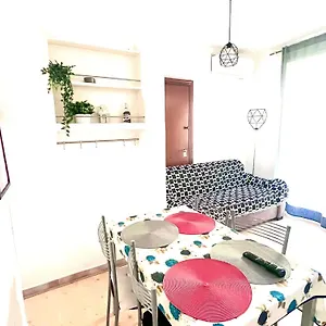  Apartment Mia House